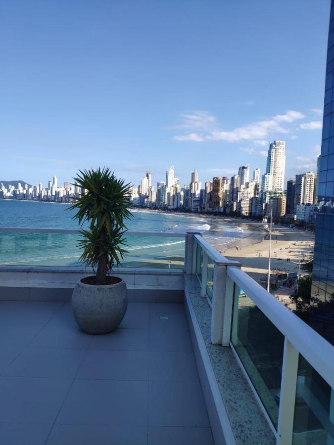 Flat Predio Frente Mar * Balneario Camboriu