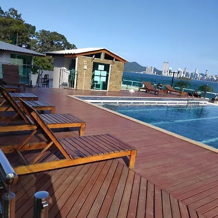 Flat Predio Frente Mar Apartment Balneario Camboriu Exterior photo
